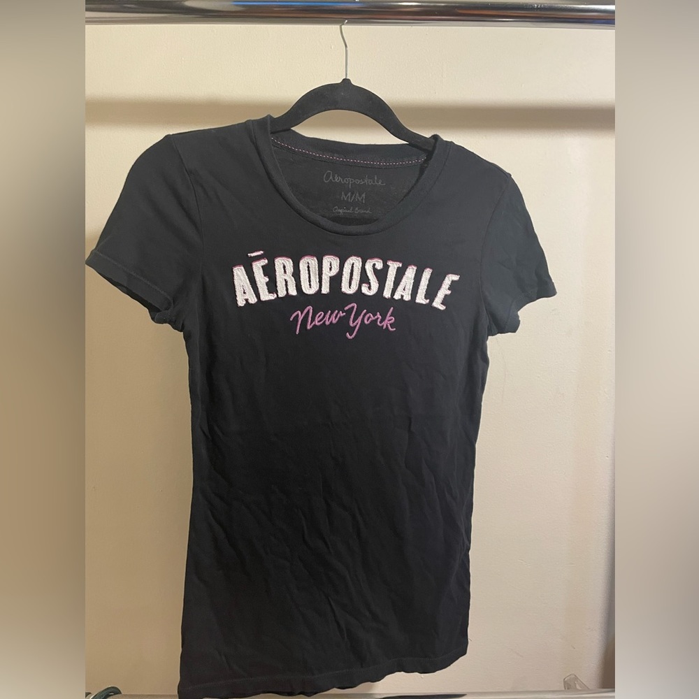 Aeropostale Juniors Black T-shirt size Medium